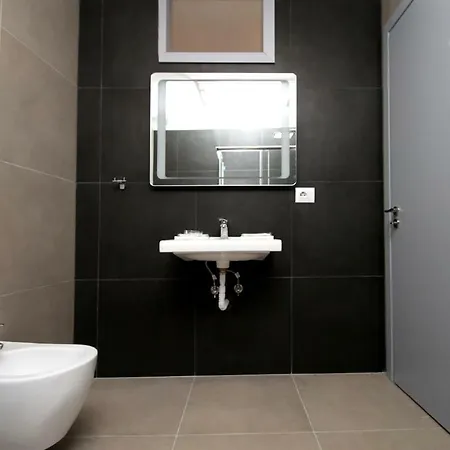 Keshtjella Llogara Dukat