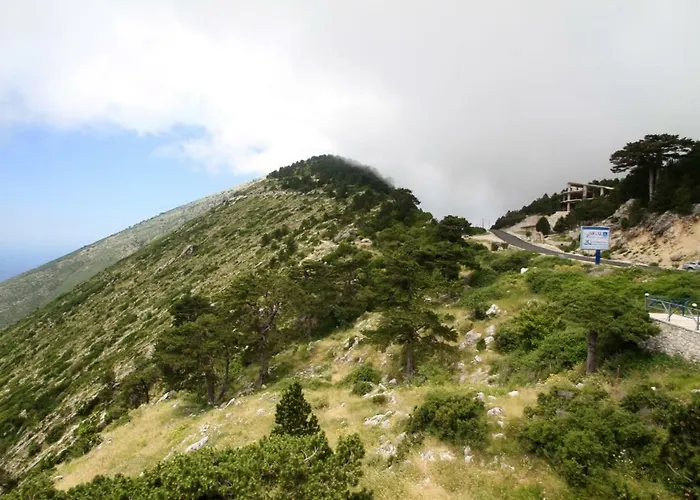 Hotell Keshtjella Llogara