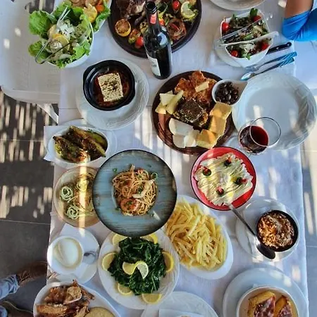Keshtjella Llogara 酒店